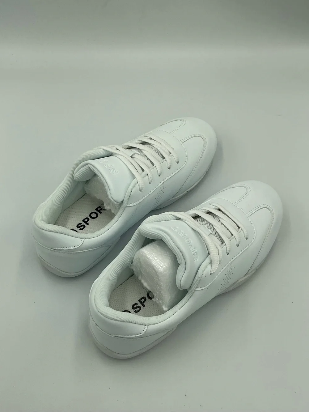 SPORT brand Lace-Up Girls Cheerleader White Sneakers Shoe Size 3/3.5 (36) NIB